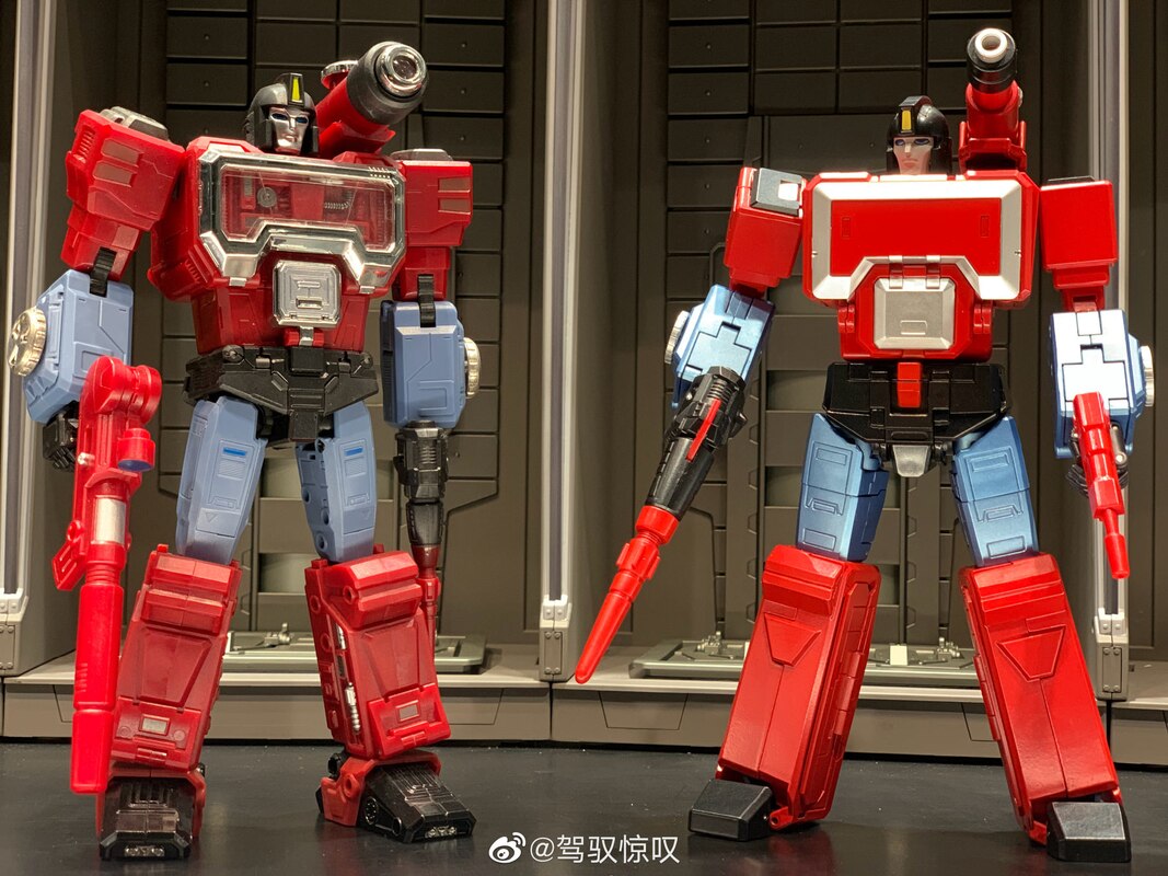 Fans Toys FT-09 Tesla VS X-Transbots MX-27 Jannsen Compared Images